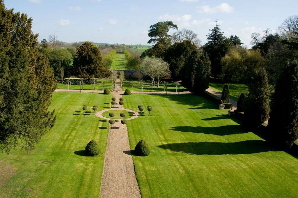 Chicheley Hall Exterior photo