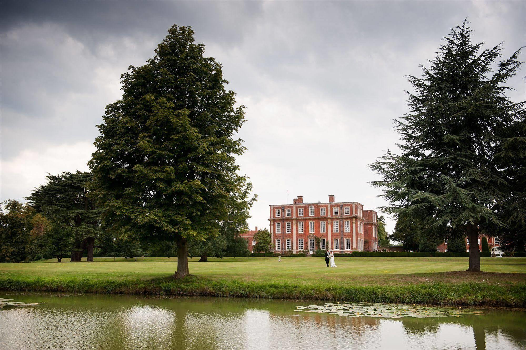 Chicheley Hall Exterior photo